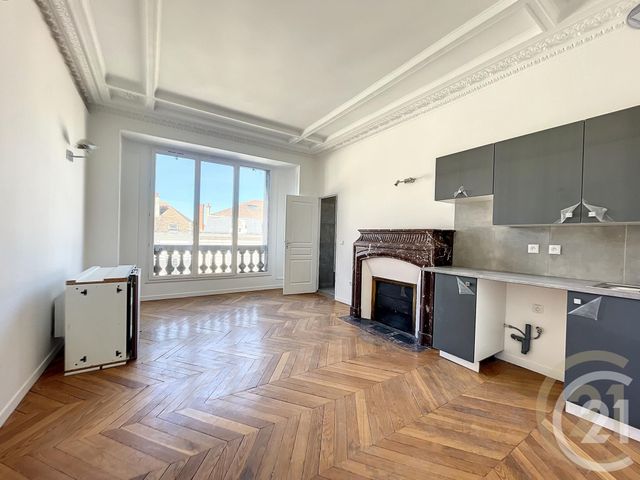 Appartement F1 à louer - 1 pièce - 23.84 m2 - MELUN - 77 - ILE-DE-FRANCE - Century 21 Cerim