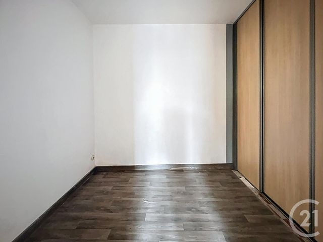 Appartement T2 à vendre - 2 pièces - 47.95 m2 - MELUN - 77 - ILE-DE-FRANCE - Century 21 Cerim