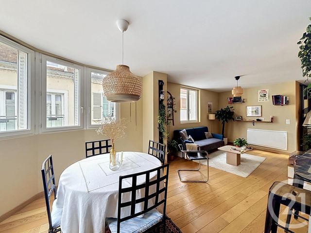 Appartement F2 à louer - 2 pièces - 54.0 m2 - MELUN - 77 - ILE-DE-FRANCE - Century 21 Cerim