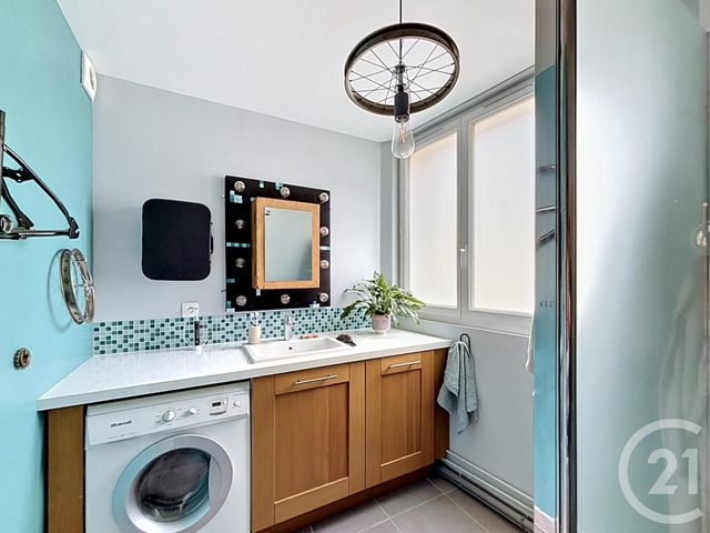 Appartement F2 à louer - 2 pièces - 54.0 m2 - MELUN - 77 - ILE-DE-FRANCE - Century 21 Cerim