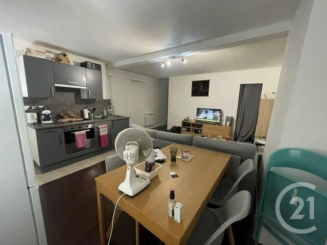 Appartement F1 à vendre - 2 pièces - 39.0 m2 - MELUN - 77 - ILE-DE-FRANCE - Century 21 Cerim
