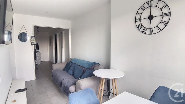 Appartement F5 à louer - 5 pièces - 86.63 m2 - MELUN - 77 - ILE-DE-FRANCE - Century 21 Cerim