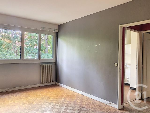 Appartement F2 à louer VAUX LE PENIL