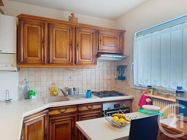 Appartement F5 à vendre - 5 pièces - 109.0 m2 - MELUN - 77 - ILE-DE-FRANCE - Century 21 Cerim