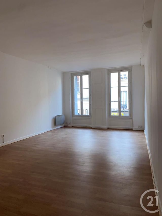 Appartement F1 à louer - 1 pièce - 40.74 m2 - MELUN - 77 - ILE-DE-FRANCE - Century 21 Cerim