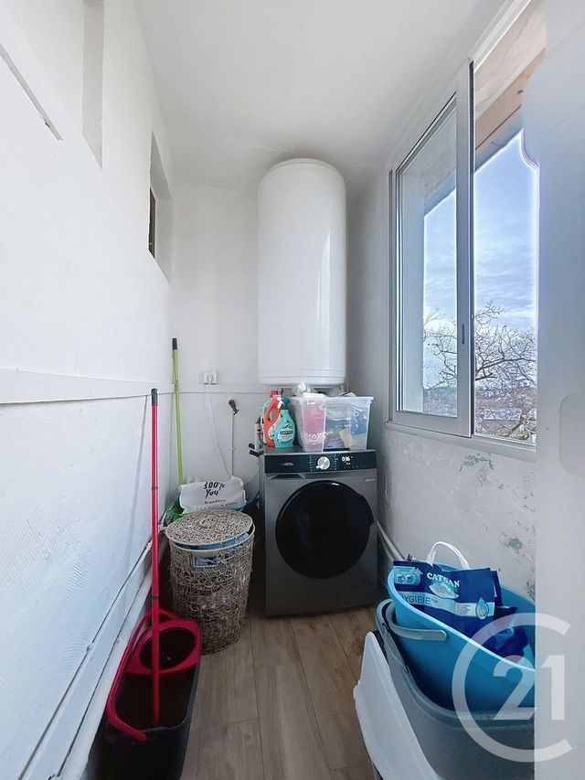 Appartement F4 à vendre - 4 pièces - 69.86 m2 - LA ROCHETTE - 77 - ILE-DE-FRANCE - Century 21 Cerim