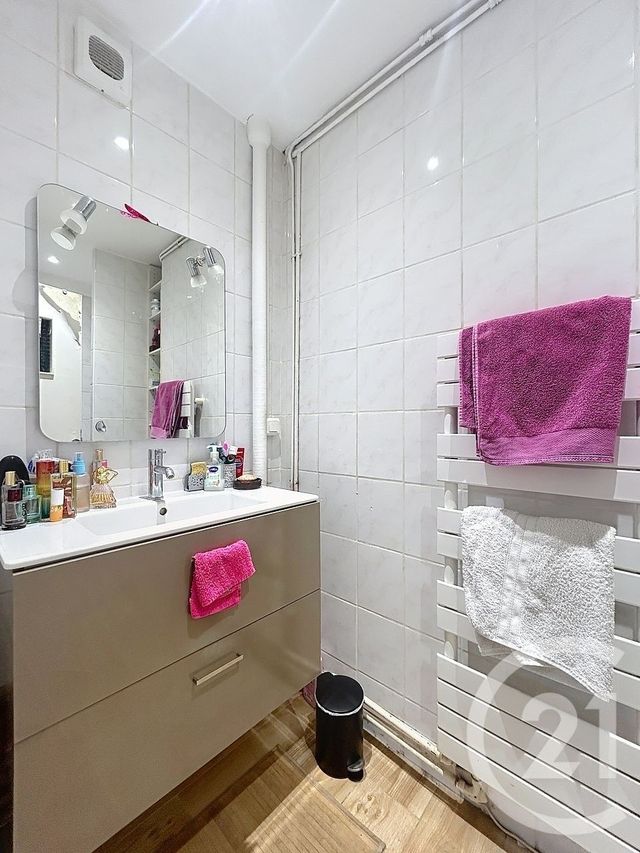 Appartement F4 à vendre - 4 pièces - 69.86 m2 - LA ROCHETTE - 77 - ILE-DE-FRANCE - Century 21 Cerim