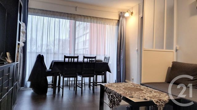 Appartement F3 à vendre - 3 pièces - 60.36 m2 - LE MEE SUR SEINE - 77 - ILE-DE-FRANCE - Century 21 Cerim