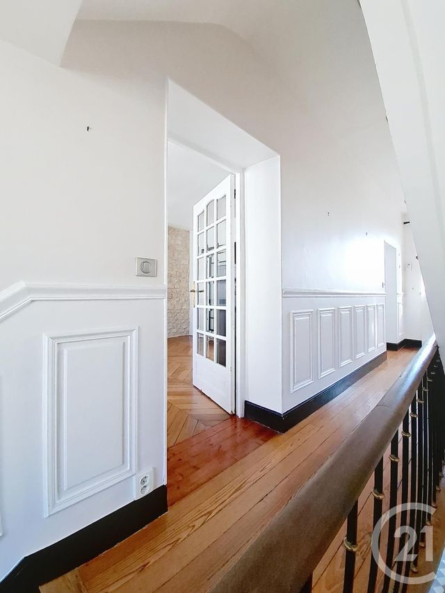 maison à vendre - 10 pièces - 221.4 m2 - MELUN - 77 - ILE-DE-FRANCE - Century 21 Cerim