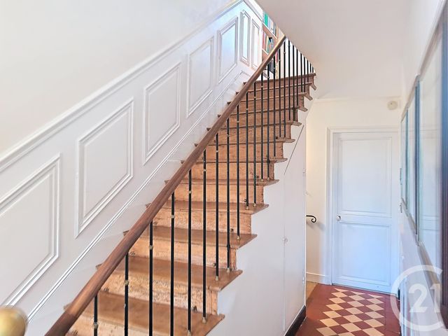 maison à vendre - 10 pièces - 221.4 m2 - MELUN - 77 - ILE-DE-FRANCE - Century 21 Cerim