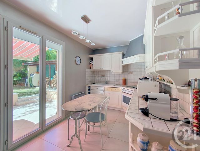 maison à vendre - 7 pièces - 135.0 m2 - VAUX LE PENIL - 77 - ILE-DE-FRANCE - Century 21 Cerim