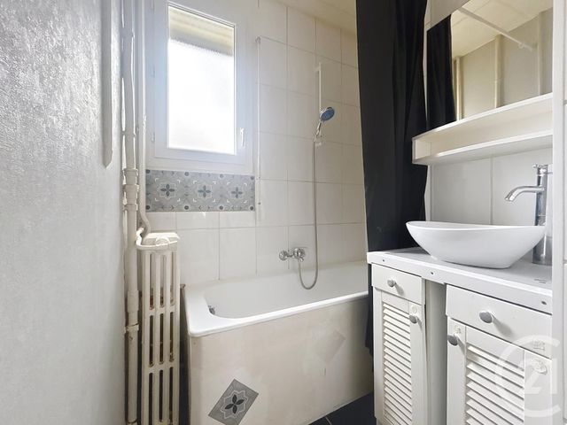 Appartement F3 à vendre - 3 pièces - 56.81 m2 - LA ROCHETTE - 77 - ILE-DE-FRANCE - Century 21 Cerim