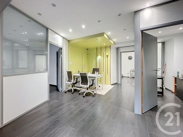 Appartement Local à louer - 1 pièce - 63.0 m2 - MELUN - 77 - ILE-DE-FRANCE - Century 21 Cerim