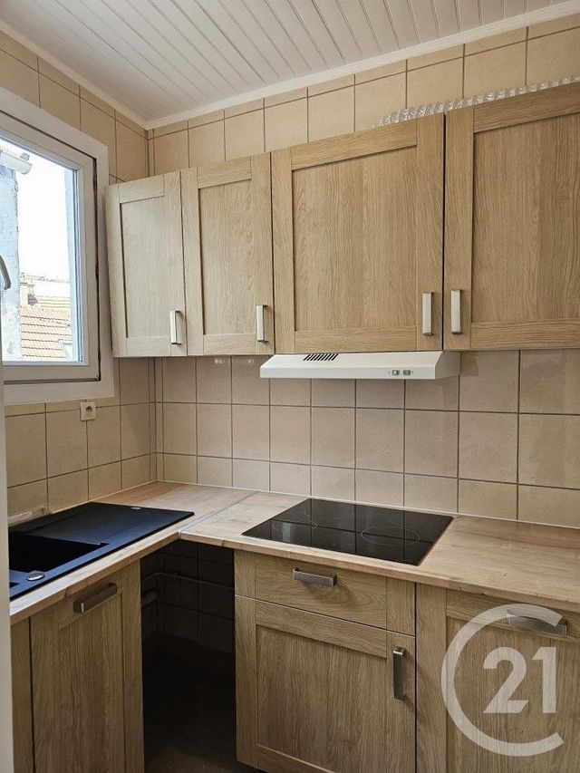 Afficher la photo en grand immeuble à vendre - 506.0 m2 - MELUN - 77 - ILE-DE-FRANCE - Century 21 Cerim