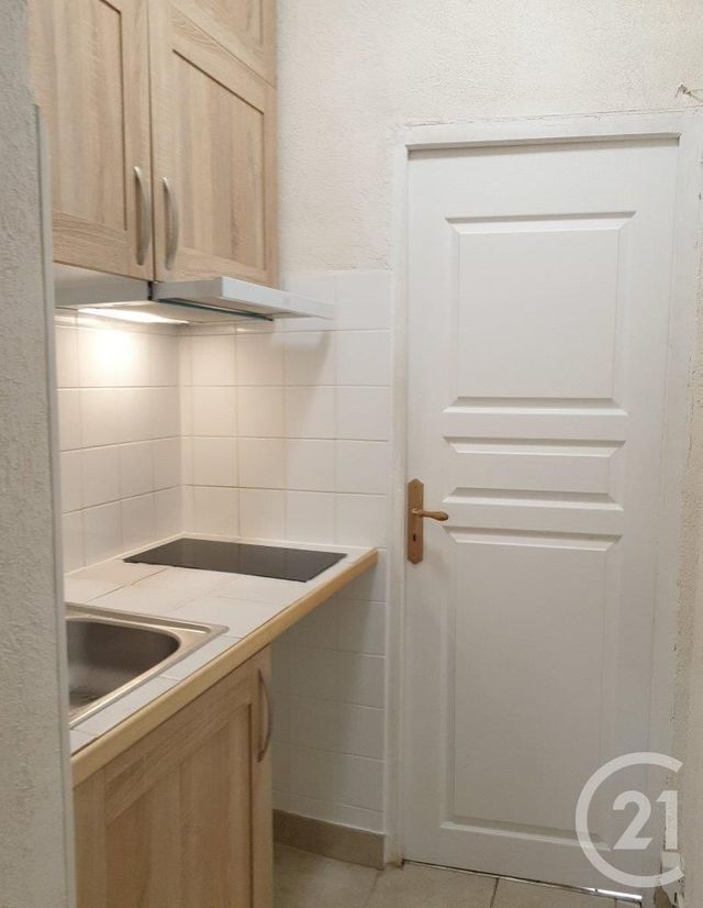 Afficher la photo en grand immeuble à vendre - 506.0 m2 - MELUN - 77 - ILE-DE-FRANCE - Century 21 Cerim