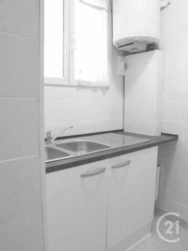 Afficher la photo en grand immeuble à vendre - 506.0 m2 - MELUN - 77 - ILE-DE-FRANCE - Century 21 Cerim