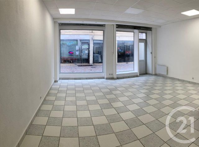 Afficher la photo en grand immeuble à vendre - 506.0 m2 - MELUN - 77 - ILE-DE-FRANCE - Century 21 Cerim