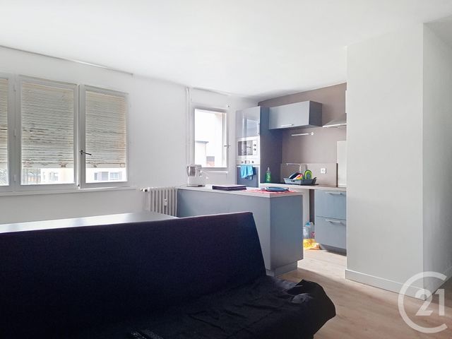 Appartement F3 à vendre - 3 pièces - 52.74 m2 - LA ROCHETTE - 77 - ILE-DE-FRANCE - Century 21 Cerim