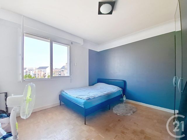 Appartement F3 à vendre - 3 pièces - 52.74 m2 - LA ROCHETTE - 77 - ILE-DE-FRANCE - Century 21 Cerim