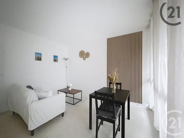 Appartement F2 à louer VAUX LE PENIL