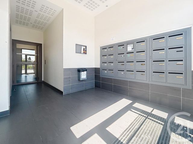 Afficher la photo en grand Appartement F2 à vendre - 2 pièces - 38.81 m2 - MELUN - 77 - ILE-DE-FRANCE - Century 21 Cerim