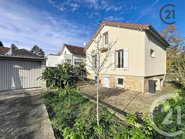 Appartement F5 à louer - 5 pièces - 70.86 m2 - LE MEE SUR SEINE - 77 - ILE-DE-FRANCE - Century 21 Cerim