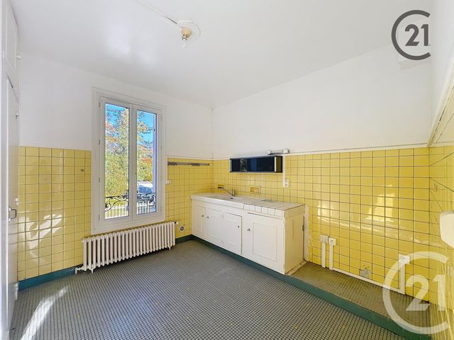 Appartement F5 à louer - 5 pièces - 70.86 m2 - LE MEE SUR SEINE - 77 - ILE-DE-FRANCE - Century 21 Cerim