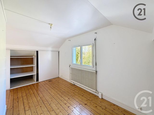 Appartement F5 à louer - 5 pièces - 70.86 m2 - LE MEE SUR SEINE - 77 - ILE-DE-FRANCE - Century 21 Cerim