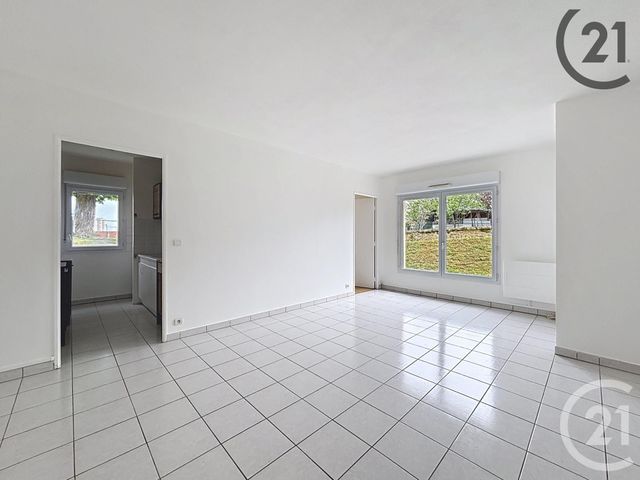 Appartement F3 à louer DAMMARIE LES LYS