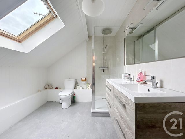 maison à vendre - 5 pièces - 199.73 m2 - MELUN - 77 - ILE-DE-FRANCE - Century 21 Cerim