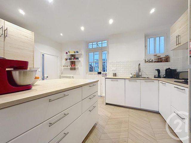 maison à vendre - 5 pièces - 199.73 m2 - MELUN - 77 - ILE-DE-FRANCE - Century 21 Cerim