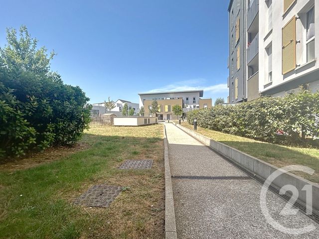 Appartement F3 à vendre - 3 pièces - 57.2 m2 - MELUN - 77 - ILE-DE-FRANCE - Century 21 Cerim