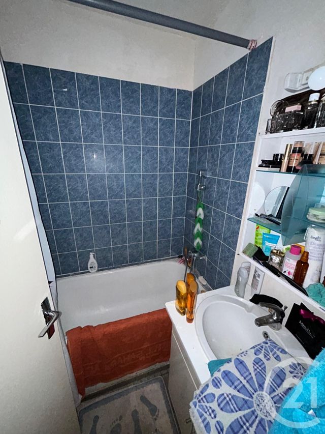 Appartement F2 à vendre - 2 pièces - 41.16 m2 - AVON - 77 - ILE-DE-FRANCE - Century 21 Cerim