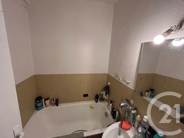 Appartement F2 à vendre - 2 pièces - 41.21 m2 - AVON - 77 - ILE-DE-FRANCE - Century 21 Cerim