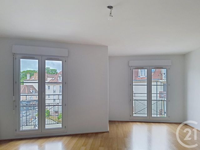 Appartement F2 à vendre - 2 pièces - 56.0 m2 - MELUN - 77 - ILE-DE-FRANCE - Century 21 Cerim