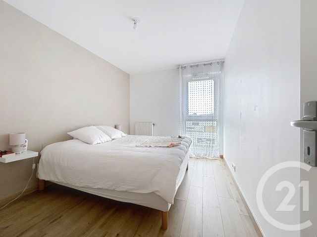 Appartement F3 à vendre - 3 pièces - 55.0 m2 - MELUN - 77 - ILE-DE-FRANCE - Century 21 Cerim