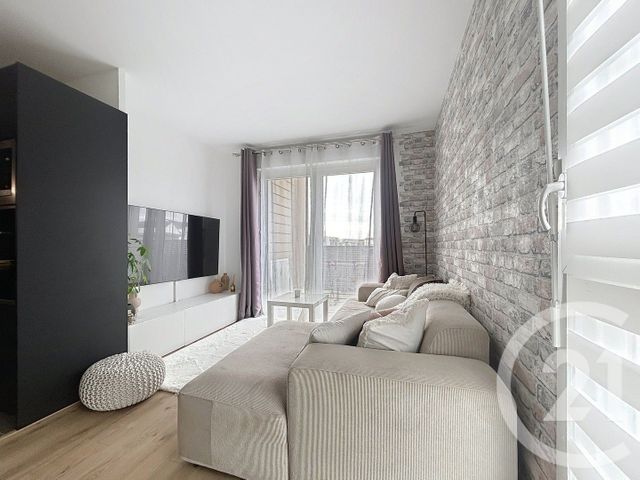 Appartement F3 à vendre - 3 pièces - 55.0 m2 - MELUN - 77 - ILE-DE-FRANCE - Century 21 Cerim