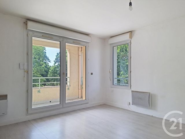 appartement - DAMMARIE LES LYS - 77