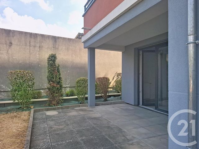 Appartement F2 à vendre - 2 pièces - 40.3 m2 - MELUN - 77 - ILE-DE-FRANCE - Century 21 Cerim