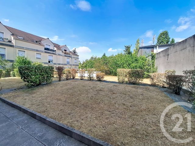 Appartement F2 à vendre - 2 pièces - 40.3 m2 - MELUN - 77 - ILE-DE-FRANCE - Century 21 Cerim