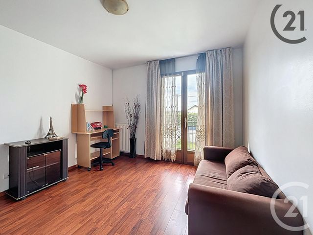 Appartement F3 à louer - 3 pièces - 76.81 m2 - DAMMARIE LES LYS - 77 - ILE-DE-FRANCE - Century 21 Cerim