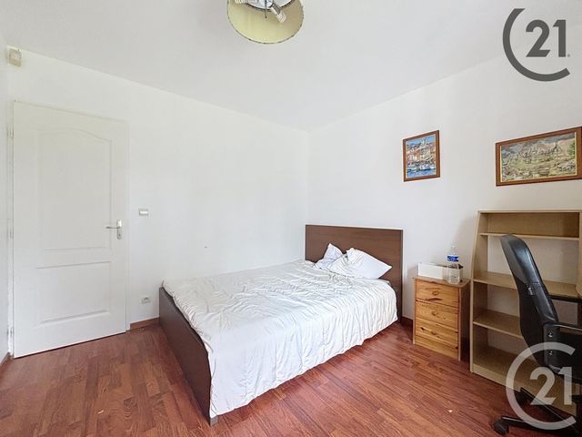 Appartement F3 à louer - 3 pièces - 76.81 m2 - DAMMARIE LES LYS - 77 - ILE-DE-FRANCE - Century 21 Cerim