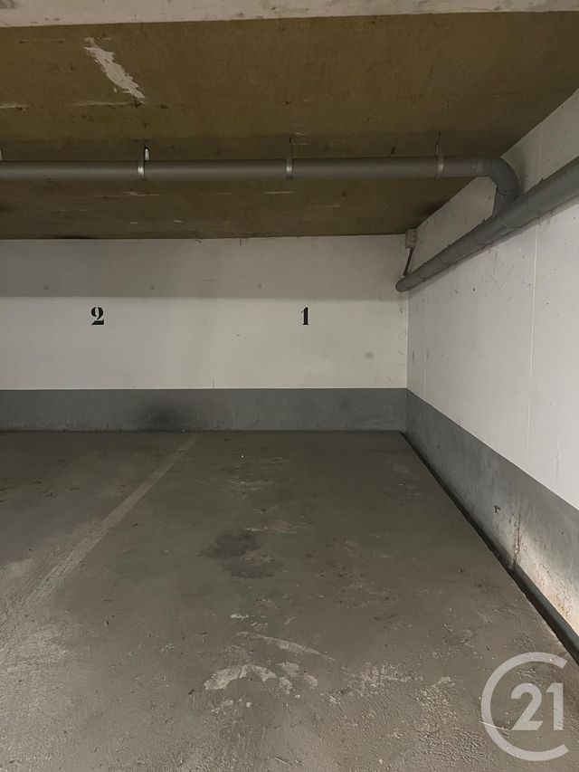 parking - MELUN - 77