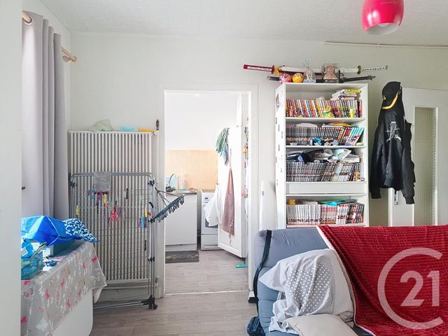 Appartement F1 bis à vendre - 2 pièces - 33.51 m2 - MELUN - 77 - ILE-DE-FRANCE - Century 21 Cerim