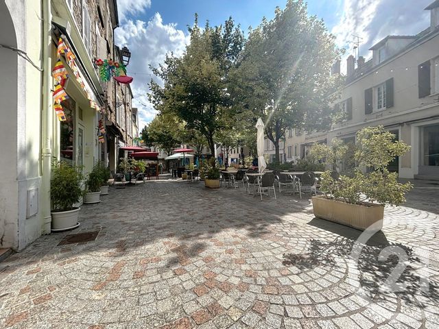 Appartement F2 à vendre - 2 pièces - 43.25 m2 - MELUN - 77 - ILE-DE-FRANCE - Century 21 Cerim