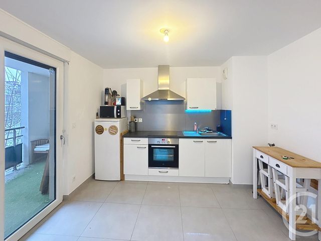 Appartement F3 à vendre - 3 pièces - 57.04 m2 - MELUN - 77 - ILE-DE-FRANCE - Century 21 Cerim