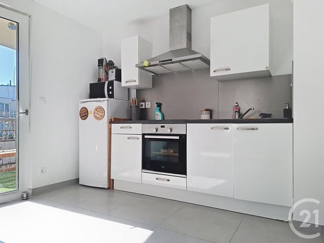 Appartement F3 à vendre - 3 pièces - 57.04 m2 - MELUN - 77 - ILE-DE-FRANCE - Century 21 Cerim