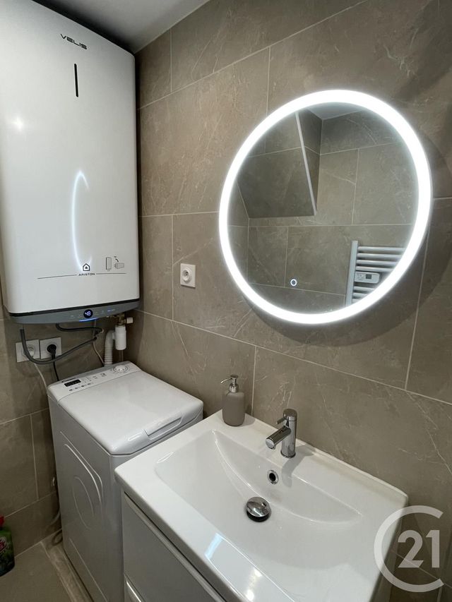 Appartement à vendre - 2 pièces - 16.22 m2 - MELUN - 77 - ILE-DE-FRANCE - Century 21 Cerim