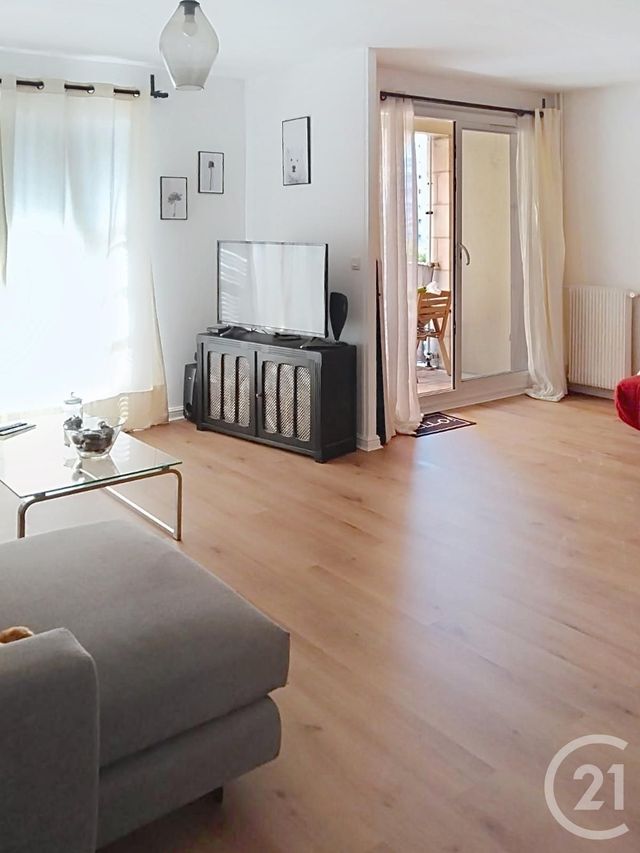 Afficher la photo en grand Appartement F3 à vendre - 3 pièces - 62.68 m2 - MELUN - 77 - ILE-DE-FRANCE - Century 21 Cerim