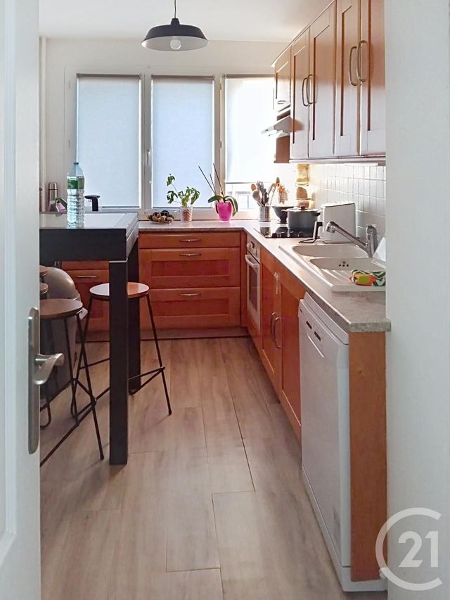 Afficher la photo en grand Appartement F3 à vendre - 3 pièces - 62.68 m2 - MELUN - 77 - ILE-DE-FRANCE - Century 21 Cerim